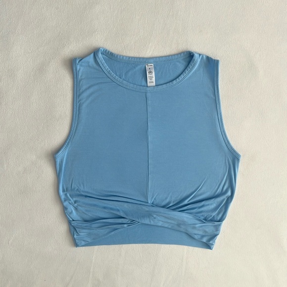 Alo Cover Tank | blue skies - Picture 1 of 9